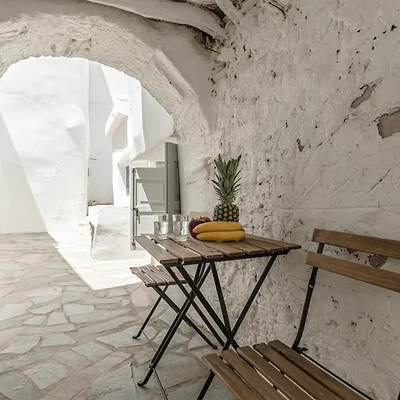 Lithorama * Naxos City