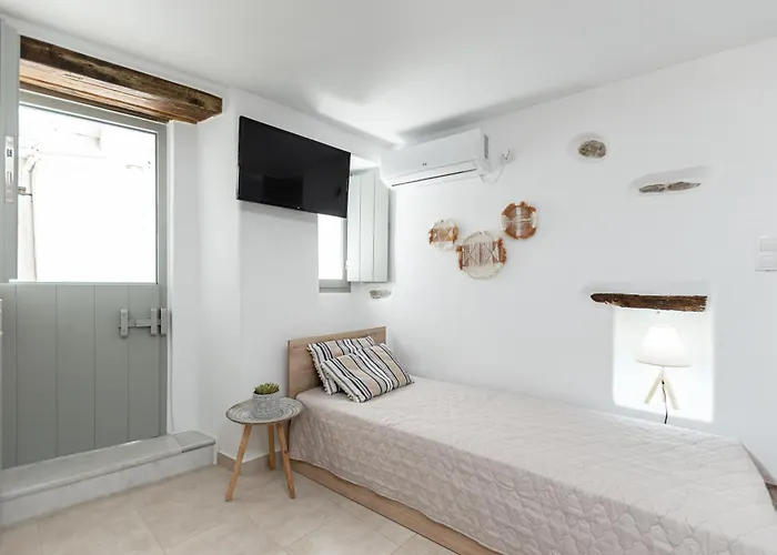 Lithorama Naxos City