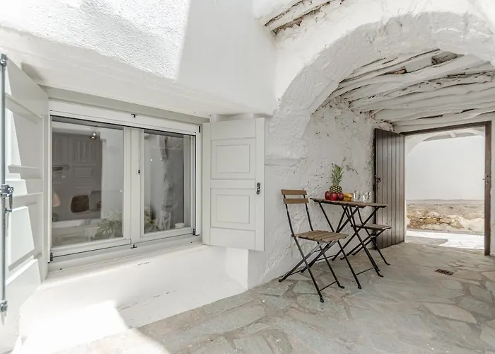 公寓 Lithorama Naxos City